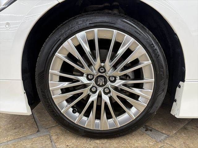 TOYOTA CROWN SEDAN HYBRID 2018 Image 31