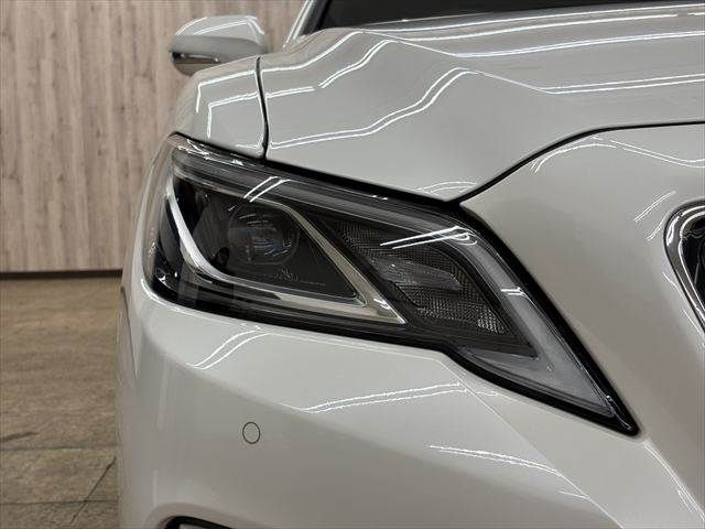 TOYOTA CROWN SEDAN HYBRID 2018 Image 31