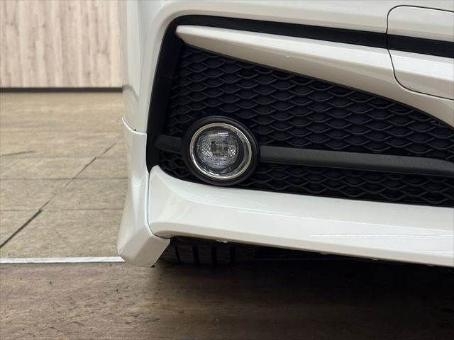 TOYOTA CROWN SEDAN HYBRID 2018 Image 31