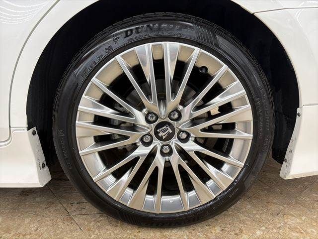 TOYOTA CROWN SEDAN HYBRID 2018 Image 31