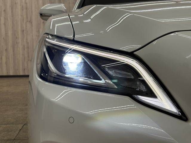 TOYOTA CROWN SEDAN HYBRID 2018 Image 31