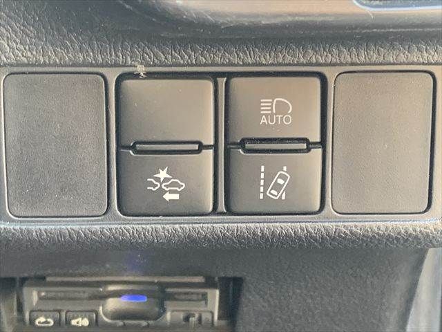 TOYOTA COROLLA FIELDER HYBR 2016 Image 31