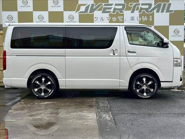 TOYOTA HIACE VAN 2WD 2015 Image 31
