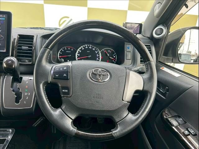 TOYOTA HIACE VAN 2WD 2015 Image 31