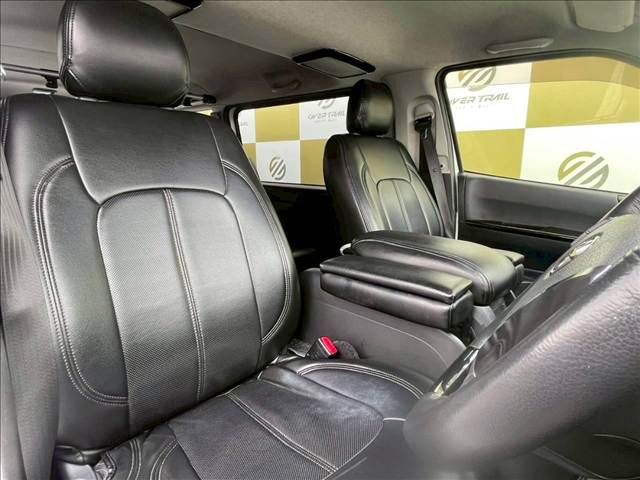 TOYOTA HIACE VAN 2WD 2015 Image 31