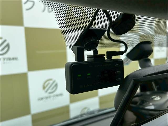 TOYOTA HIACE VAN 2WD 2015 Image 31