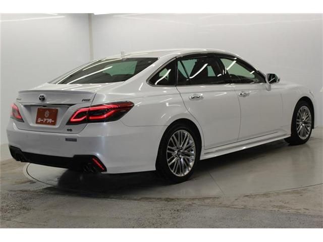 TOYOTA CROWN SEDAN HYBRID 2021 Image 31