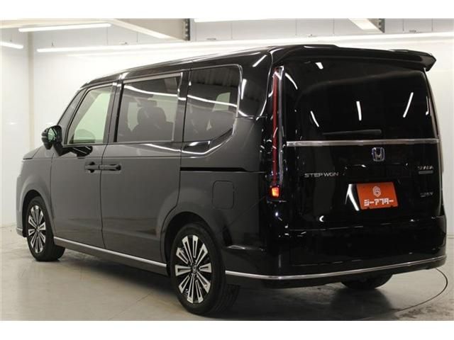 HONDA STEPWAGON E:HEV SPAD 2023 Image 31