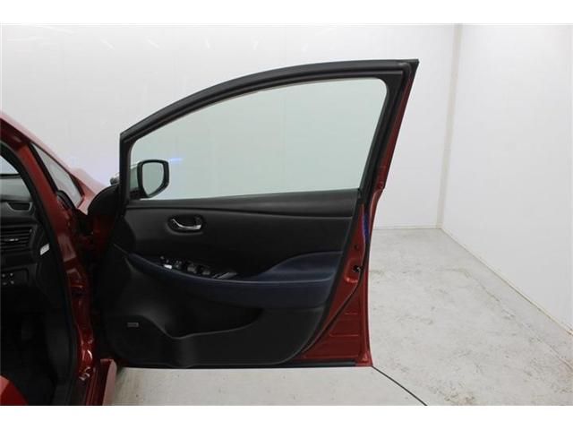 NISSAN LEAF 2019 Image 31