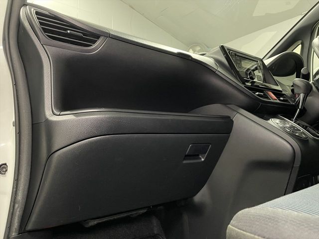 TOYOTA NOAH 2020 Image 31