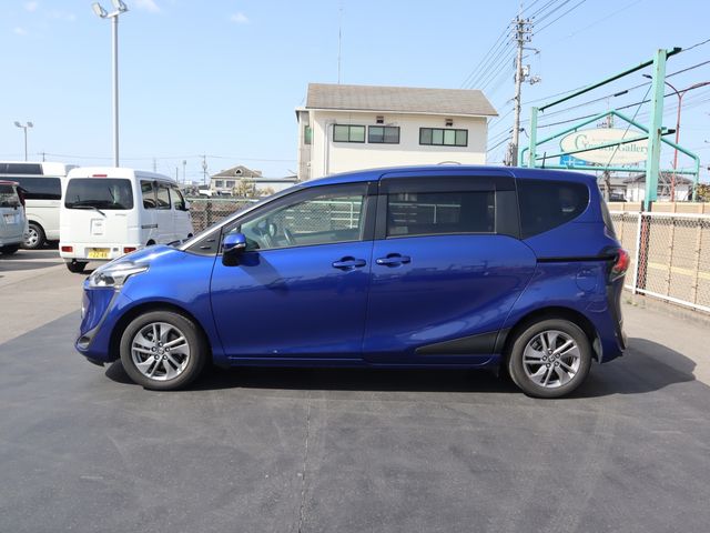 TOYOTA SIENTA 2021 Image 31