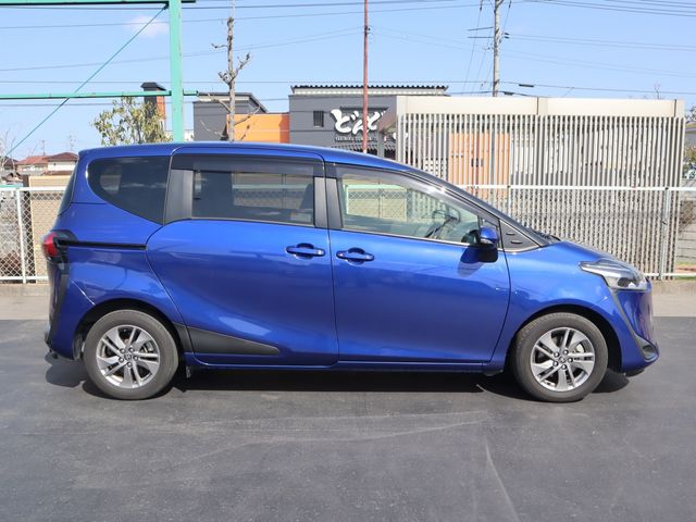 TOYOTA SIENTA 2021 Image 31