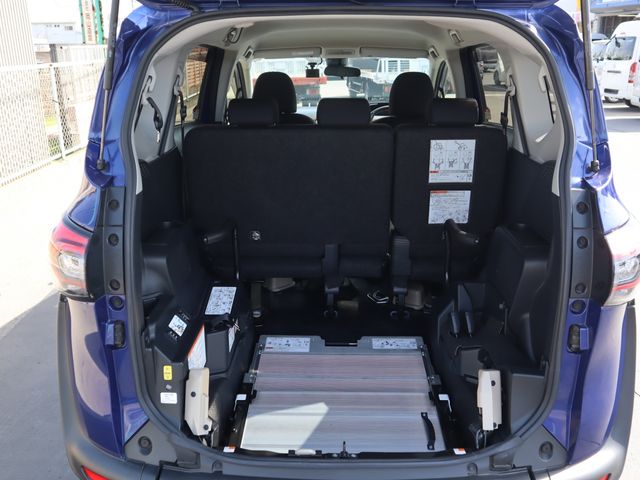 TOYOTA SIENTA 2021 Image 31