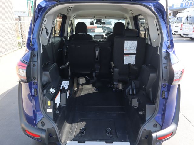 TOYOTA SIENTA 2021 Image 31