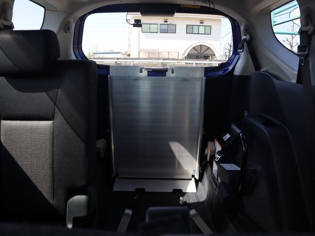 TOYOTA SIENTA 2021 Image 31