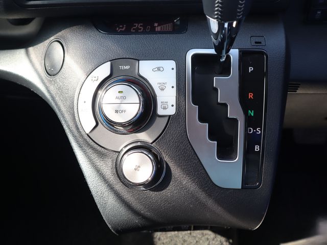 TOYOTA SIENTA 2021 Image 31