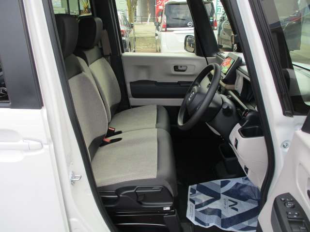 HONDA N BOX 4WD 2024 Image 31