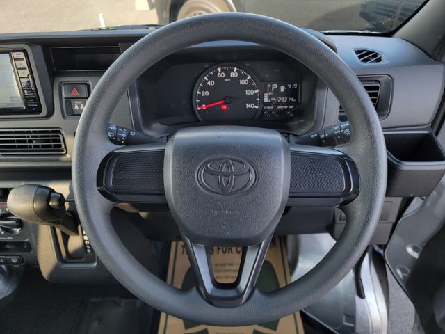 TOYOTA PIXIS VAN 2022 Image 31