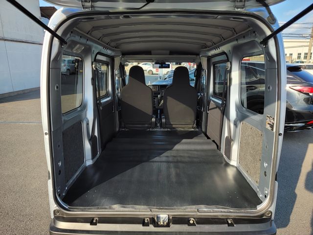 TOYOTA PIXIS VAN 2022 Image 31