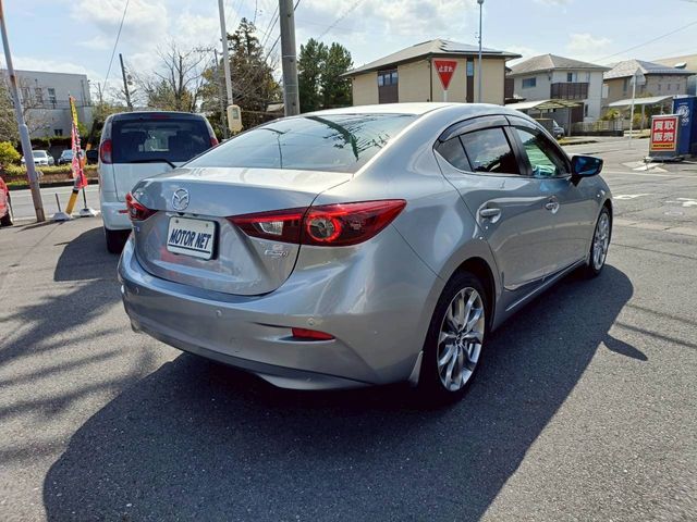 MAZDA AXELA SEDAN 2016 Image 31