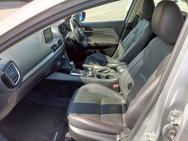 MAZDA AXELA SEDAN 2016 Image 31