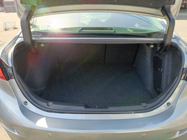 MAZDA AXELA SEDAN 2016 Image 31