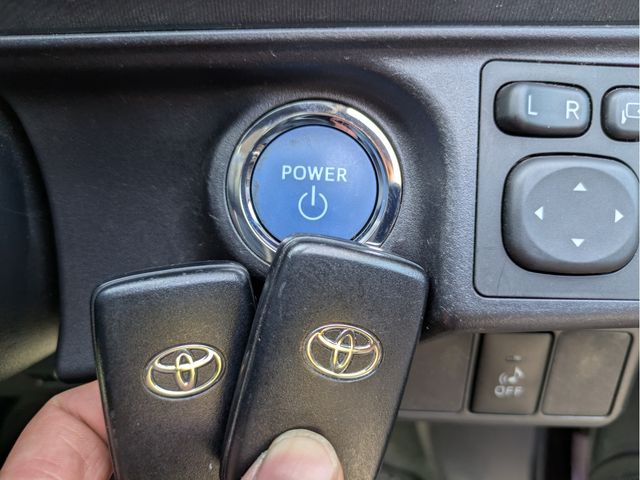 TOYOTA AQUA 2015 Image 31