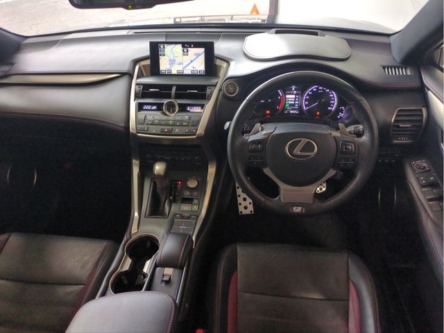 TOYOTA LEXUS NX200T 2014 Image 31