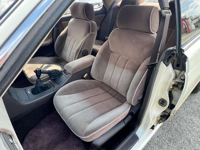 NISSAN LAUREL 1991 Image 31