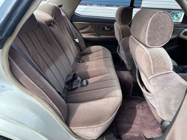 NISSAN LAUREL 1991 Image 31