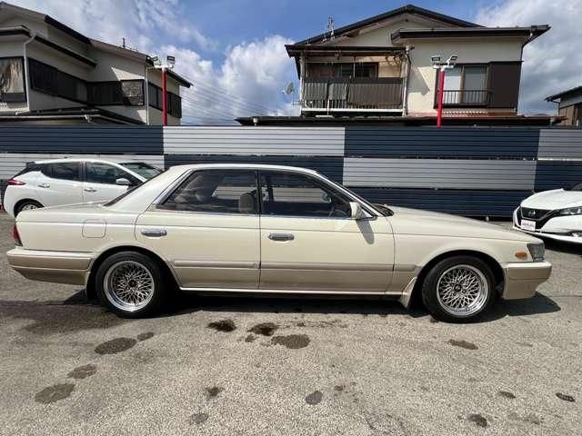 NISSAN LAUREL 1991 Image 31