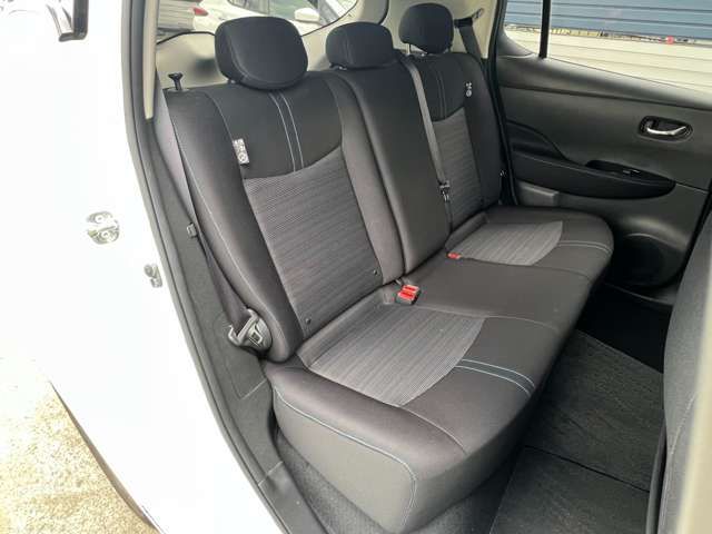 NISSAN LEAF 2017 Image 31