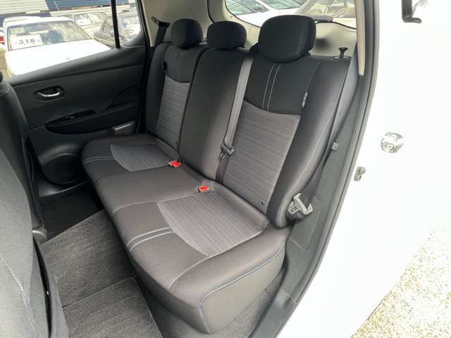 NISSAN LEAF 2017 Image 31