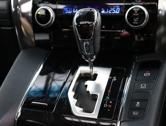 TOYOTA ALPHARD 2023 Image 31