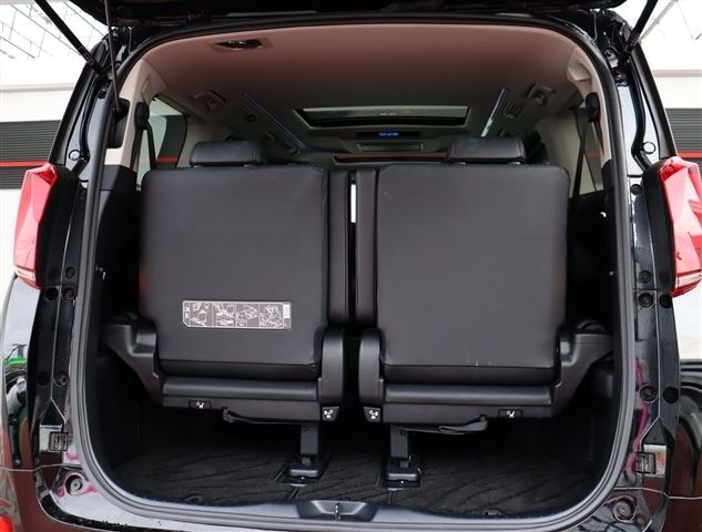 TOYOTA ALPHARD 2023 Image 31