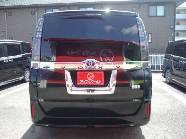 TOYOTA VOXY HYBRID 4WD 2014 Image 31