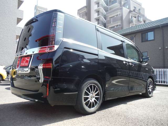 TOYOTA VOXY HYBRID 4WD 2014 Image 31