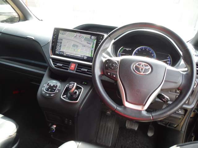 TOYOTA VOXY HYBRID 4WD 2014 Image 31