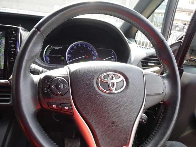 TOYOTA VOXY HYBRID 4WD 2014 Image 31