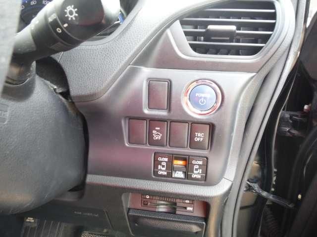 TOYOTA VOXY HYBRID 4WD 2014 Image 31