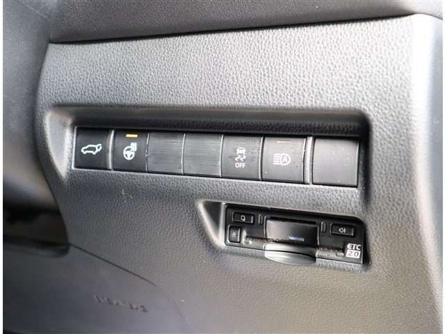 TOYOTA HARRIER 2WD 2023 Image 31