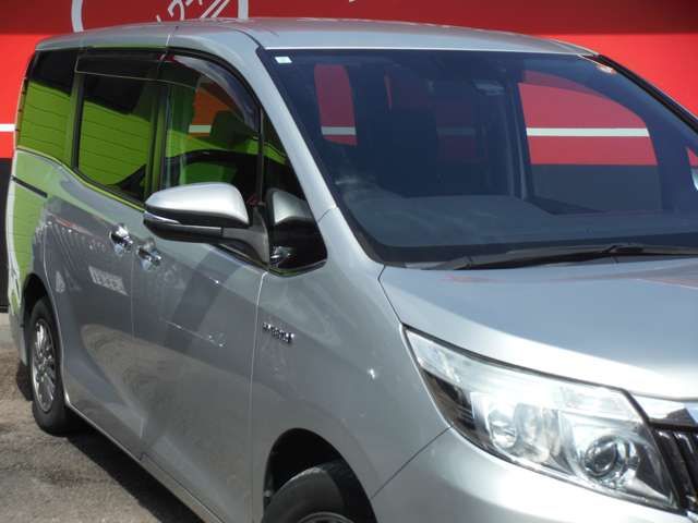 TOYOTA ESQUIRE HYBRID 2017 Image 31