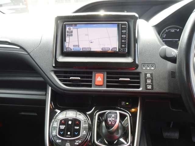 TOYOTA ESQUIRE HYBRID 2017 Image 31