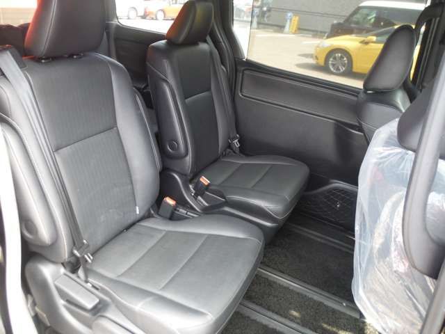 TOYOTA ESQUIRE HYBRID 2016 Image 31