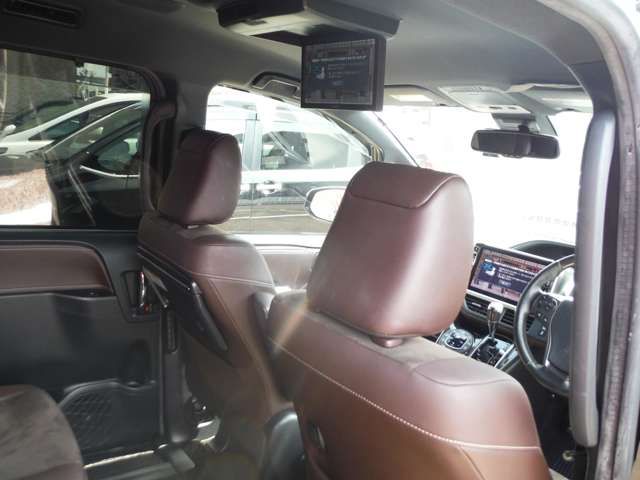 TOYOTA ESQUIRE 2017 Image 31