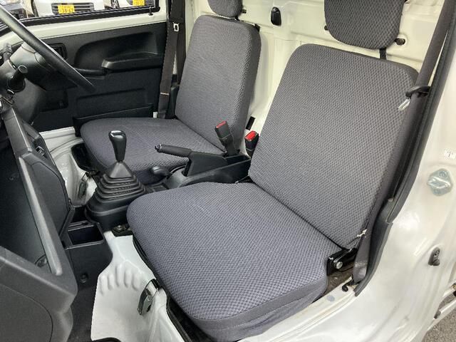 DAIHATSU HIJET TRUCK 4WD 2020 Image 31