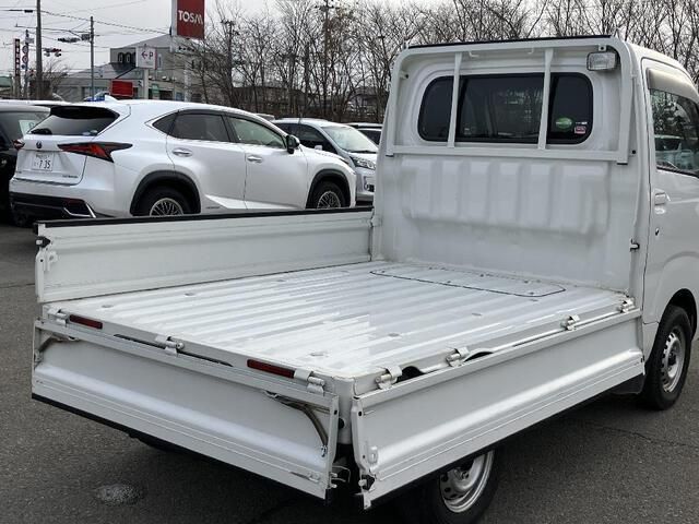 DAIHATSU HIJET TRUCK 4WD 2020 Image 31