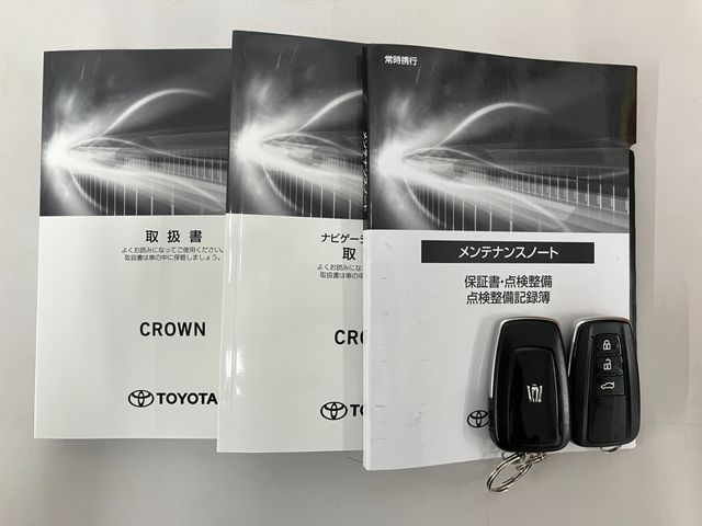 TOYOTA CROWN SEDAN HYBRID 2022 Image 31