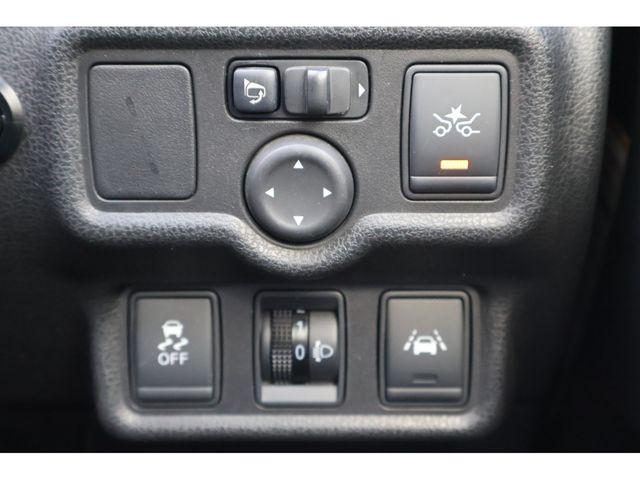 NISSAN NOTE 4WD 2014 Image 31