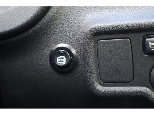 NISSAN NOTE 4WD 2014 Image 31